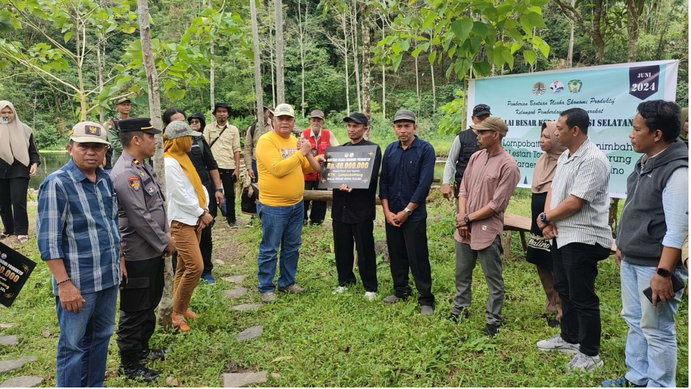 Launching Gerbang Wisata Tanralili dan Bulu Baria Menandai Langkah Penting Desa Mannimbahoi dalam Pengelolaan Wisata