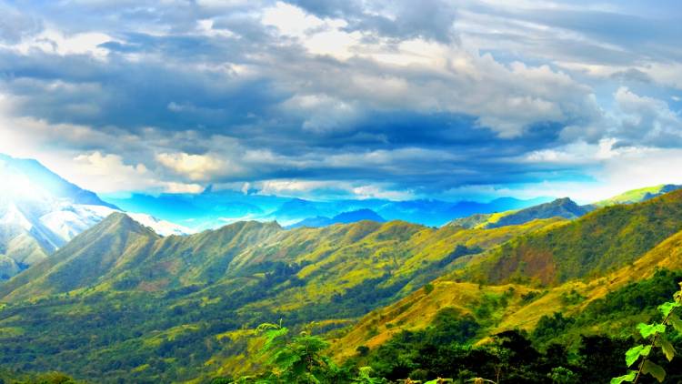 Mitos Suara Gendang Dewa di Gunung Tertinggi Sulawesi Barat